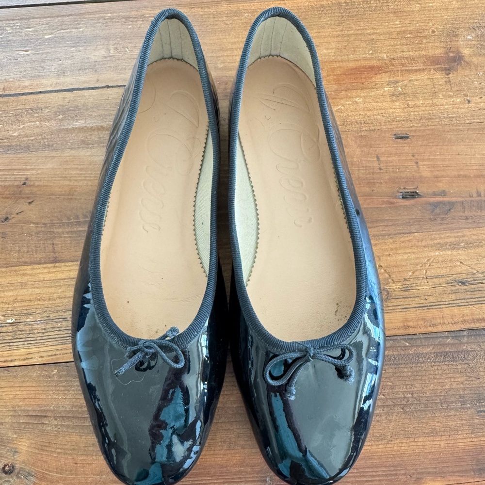 J Crew Glossy Black Ballet Flats size 8 - Picture 1 of 5